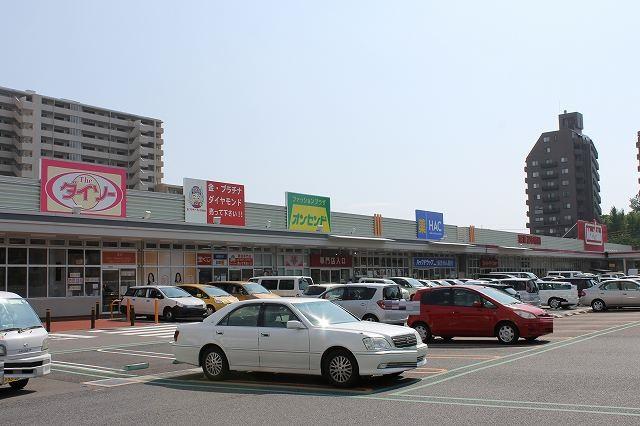 Shopping centre. 894m until ion Tokugawa Meirin shopping center