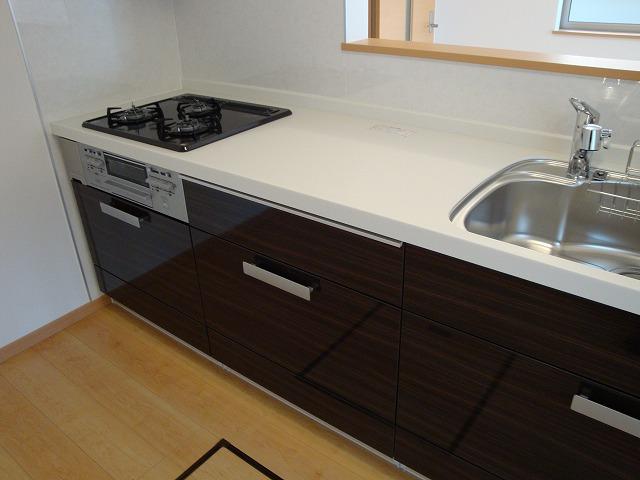 Kitchen.  2013.12.20 Shooting