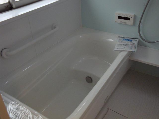 Bathroom.  2013.12.20 Shooting