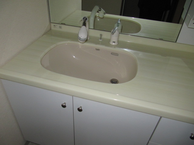 Washroom. Independent wash basin ※ It will be the same type of room image.