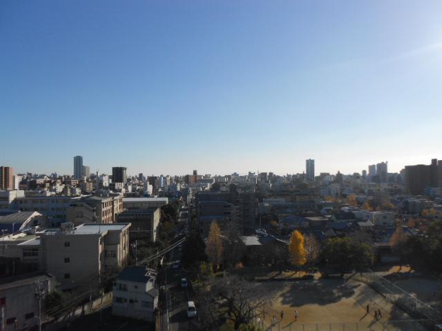 View photos from the dwelling unit. View from the site (December 2013) Shooting