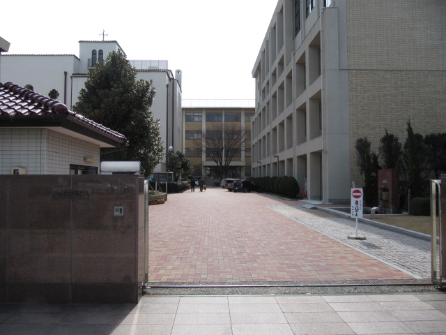 high school ・ College. Kinjo Gakuin High School (High School ・ NCT) to 80m
