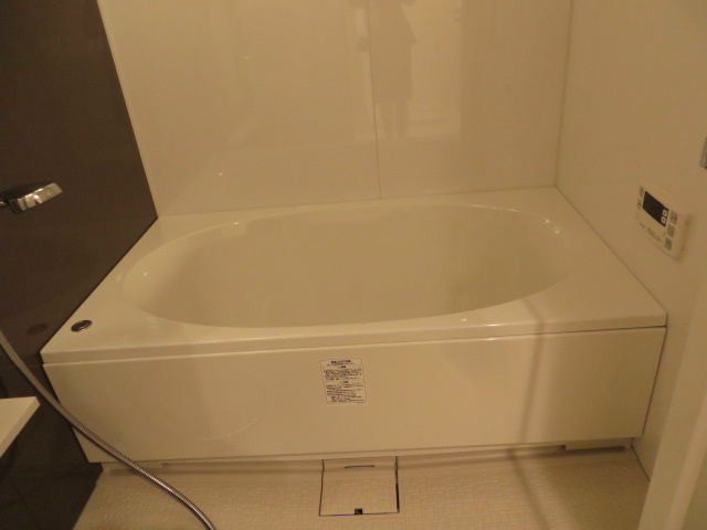 Bath. Bus (with reheating) ※ It will be the same type of room image. 