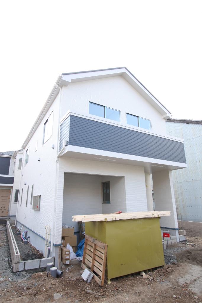 Local appearance photo. 1 Building appearance November 2013 Shooting