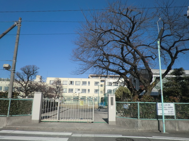 Primary school. 681m to Nagoya Municipal bright primary school (elementary school)