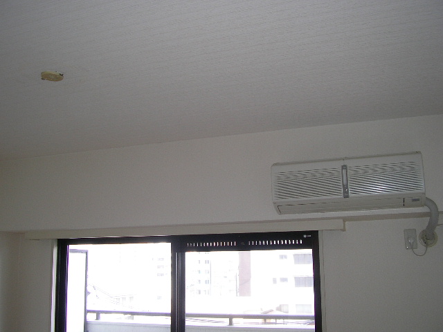 Other Equipment. Air conditioning ※ It will be the same type of room image. 