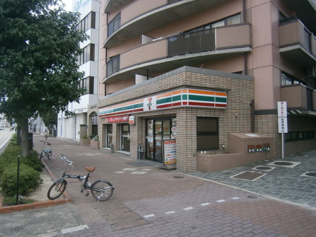 Convenience store. Seven-Eleven Nagoya Tokugawa 1-chome to (convenience store) 240m