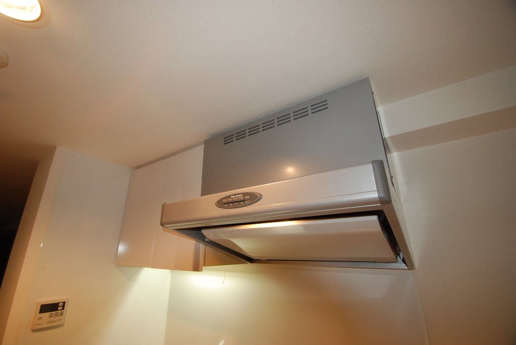 Kitchen. Exhaust Fan