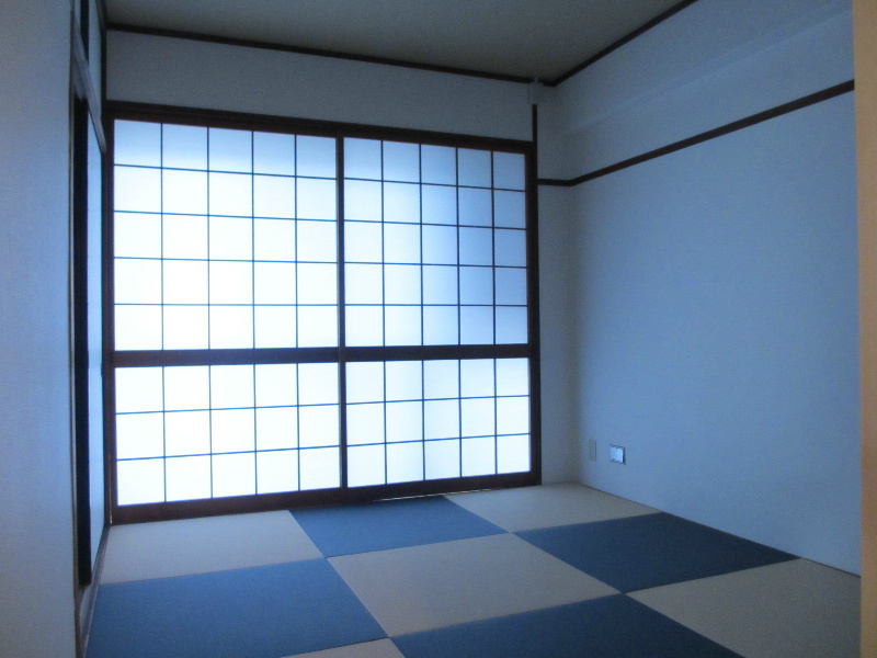 Other room space. Japanese-style sliding door Ali