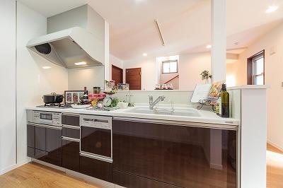 Same specifications photo (kitchen)