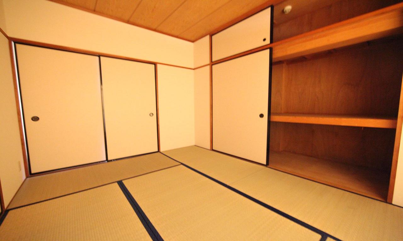 Other. Japanese-style room 6 quires With closet