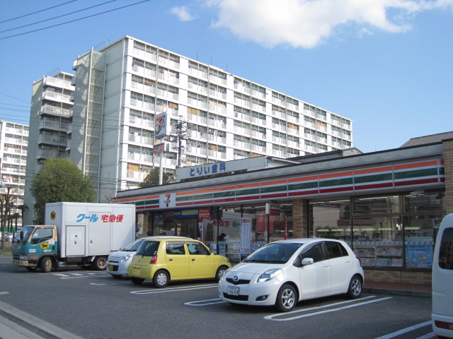 Convenience store. Seven-Eleven Nagoya Kamiidaminami the town store (convenience store) to 187m
