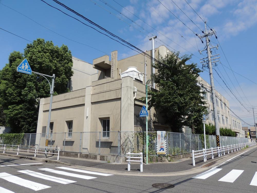 Primary school. 1195m to Nagoya City Kusunoki Elementary School