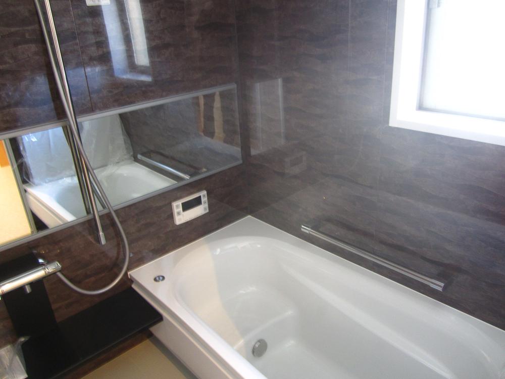 Bathroom. Indoor (11 May 2013) Shooting