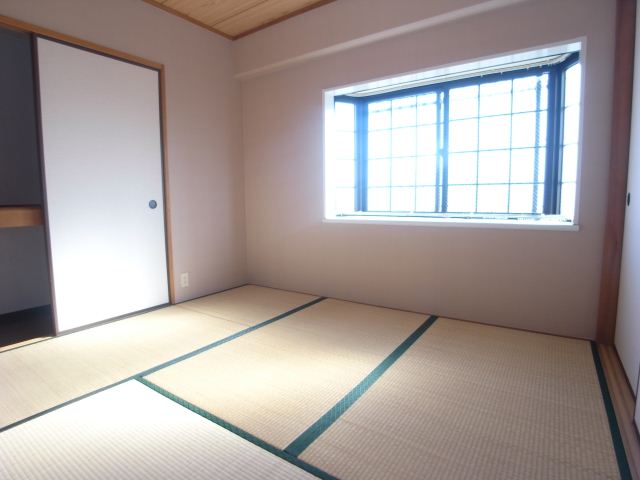 Living and room. It is the state of the Japanese-style room