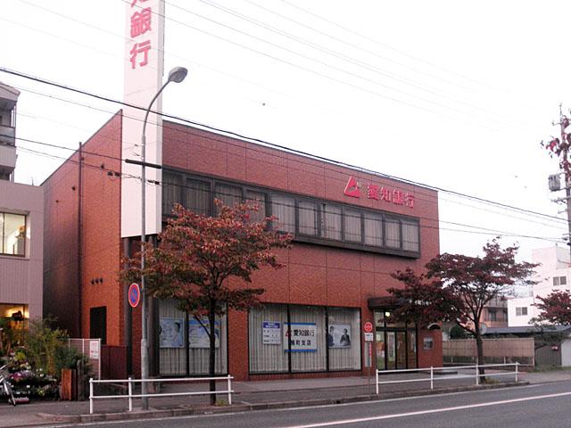 Bank. Aichi Bank Kusu, Mie to the branch 340m