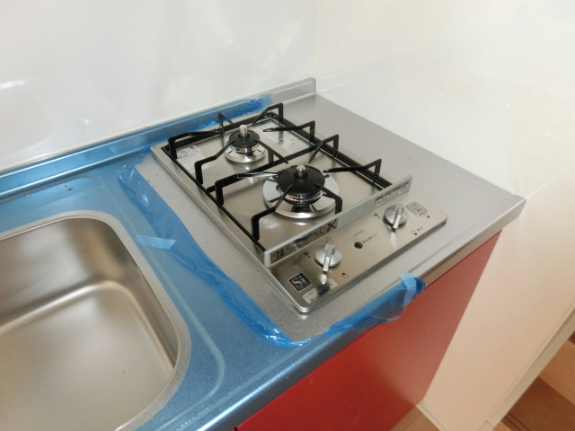 Kitchen. Two-burner stove