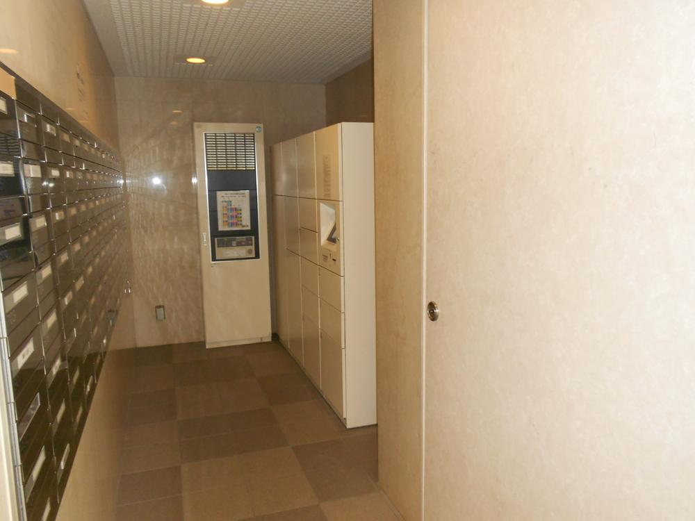 Other common areas. Common areas Mailbox, Delivery Box Corner