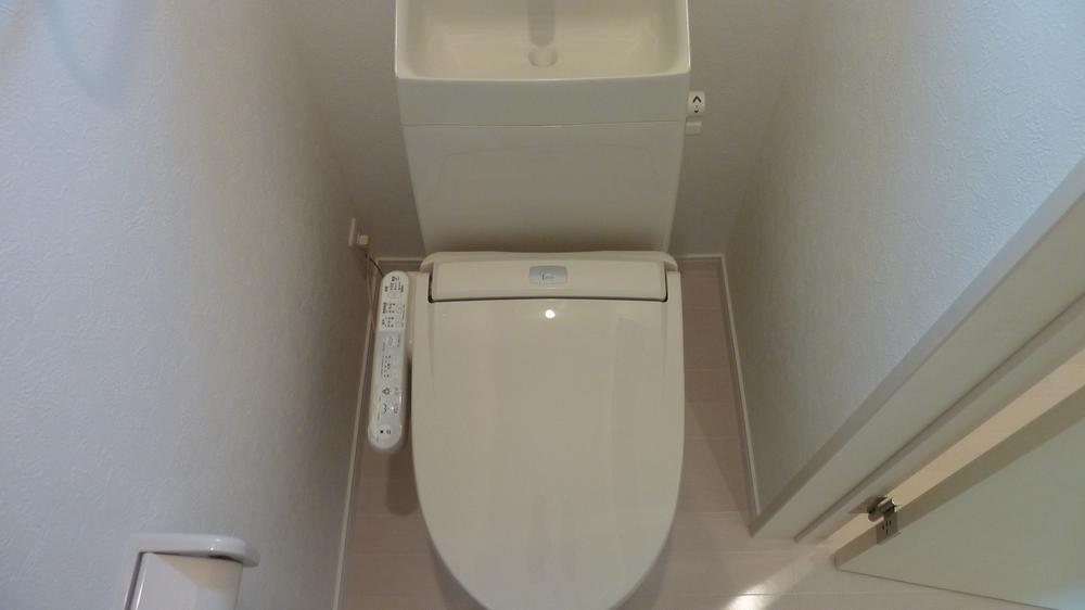 Toilet. Building F