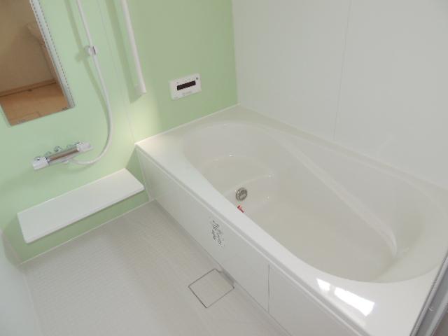 Bathroom. 1 Building