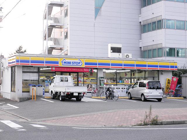 Convenience store. MINISTOP Kusunokimise 250m to