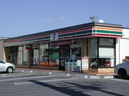 Convenience store. Seven-Eleven Nagoya Ruyi store up (convenience store) 391m