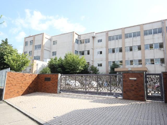 Primary school. 680m to Nagoya Municipal Miyamae Elementary School