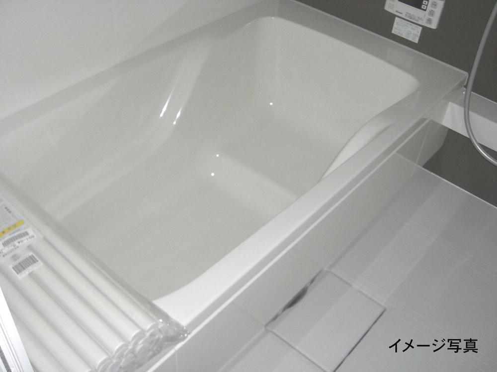 Same specifications photo (bathroom)