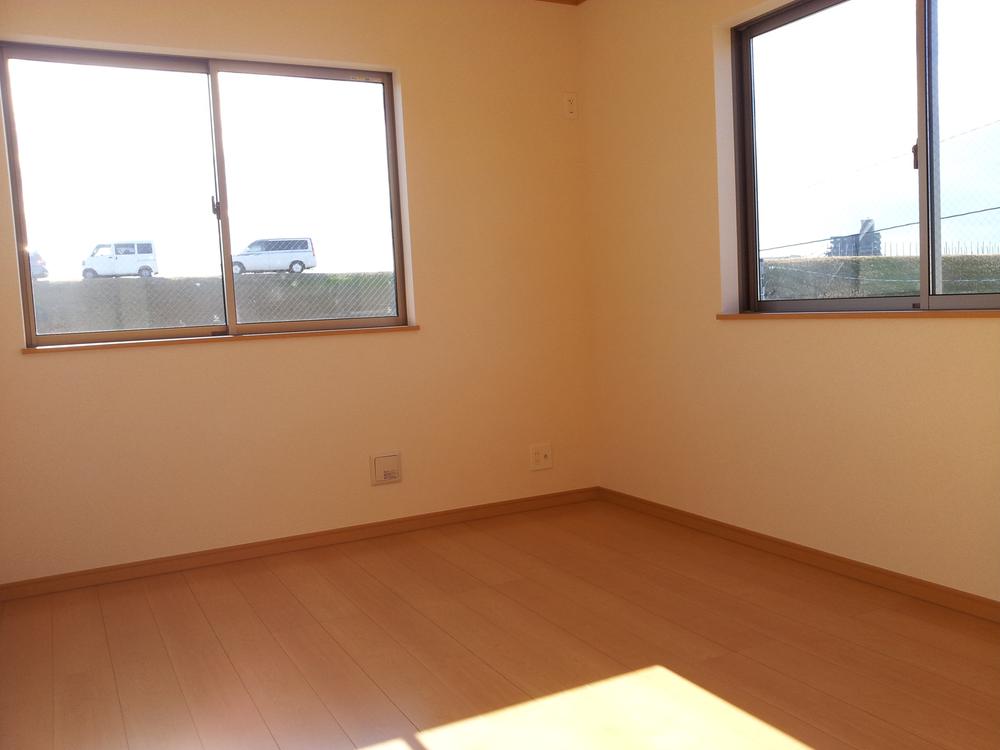 Non-living room. 1 Building Bedroom
