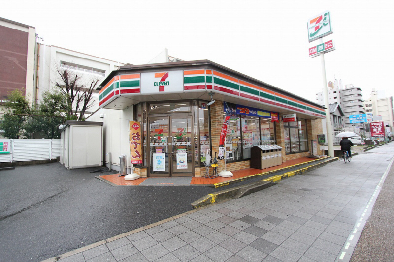 Convenience store. Seven-Eleven Nagoya Hatooka store up (convenience store) 259m