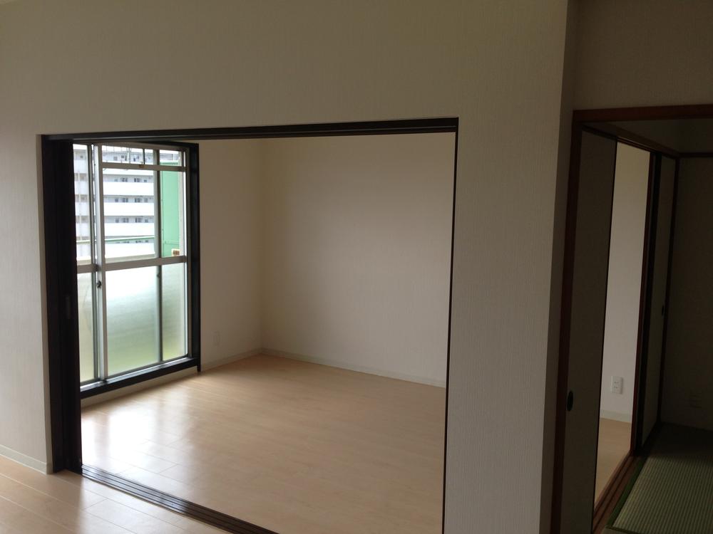 Living. Indoor (12 May 2013) Shooting