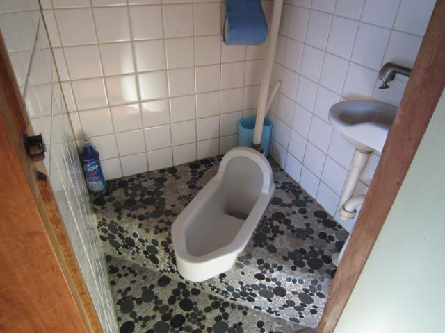 Toilet