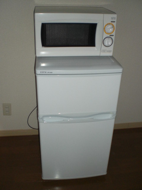 Other Equipment. microwave ・ refrigerator