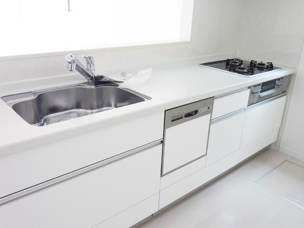 Kitchen. kitchen Artificial marble counter, Dish washing dryer ・ Water purifier with system Kitchen (Face-to-face ・ Underfloor Storage Yes)