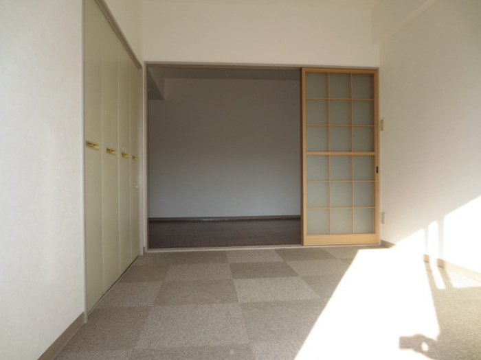Living and room