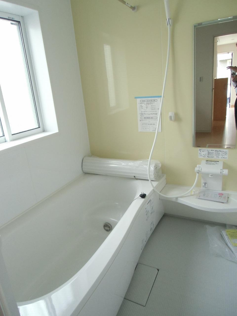 Bathroom. 2013.10.31 shooting 1 Building