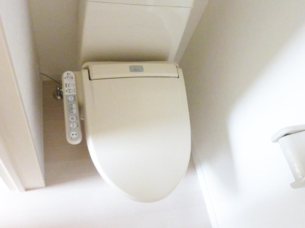 Toilet. F Building toilet Washlet toilet (1F ・ 2F)