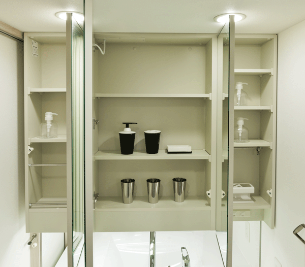 Bathing-wash room.  [Three-sided mirror back storage] From basin accessories to tissue box, The three-sided mirror back storage that can be neat organize, With a convenient hook to the storage and dryer. Also, In the center of the mirror, Keep crisp vivid reflection, Fogging heater has attached (same specifications)