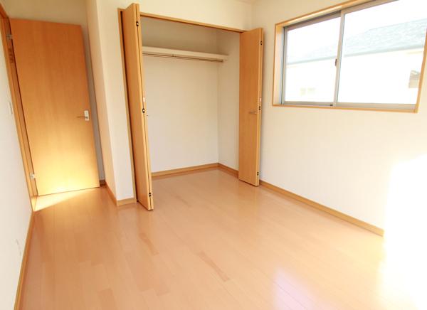 Same specifications photos (Other introspection). Local Building 2 2013 early November shooting