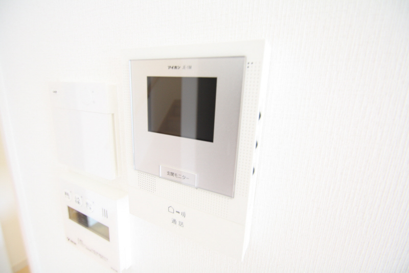 Other Equipment.  ※ It is a photograph of the same building another room. 