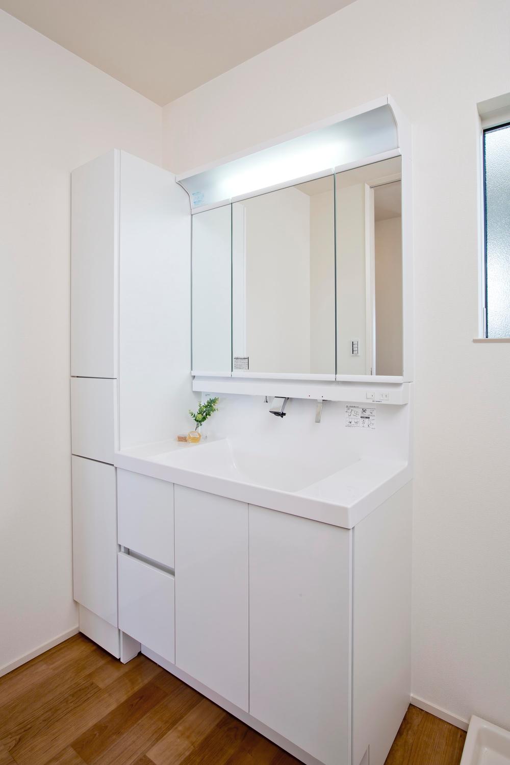 Other Equipment. Smart bathroom vanity with a cleaning and functionality of enhancement. Own built-in water plugs, Care is also ease of use is also excellent.