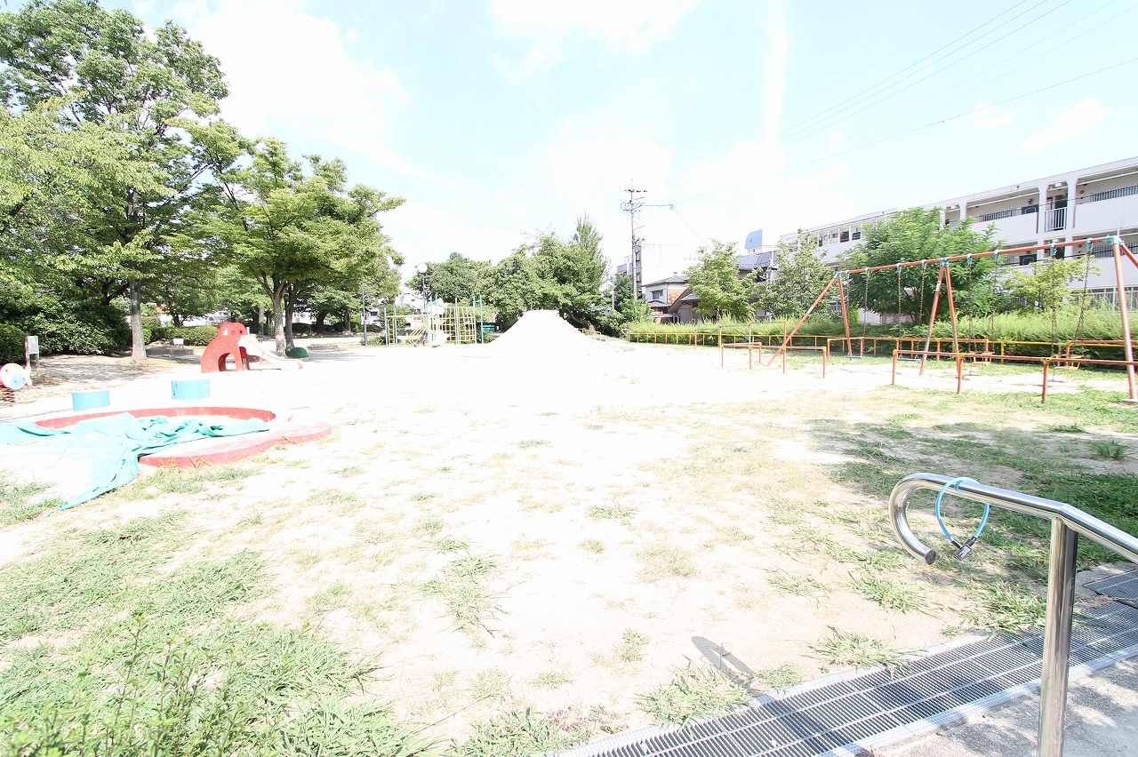 park. 124m until Takaragaoka park (park)