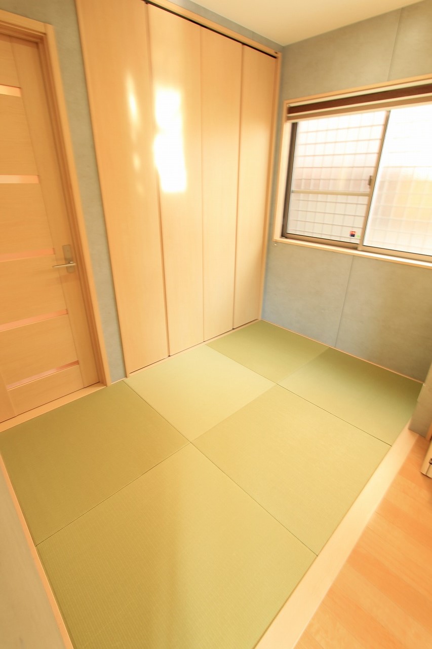 Living and room