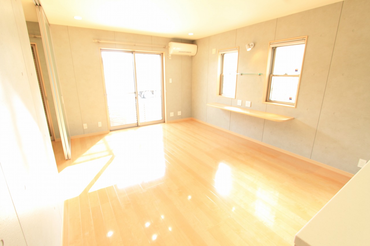 Living and room