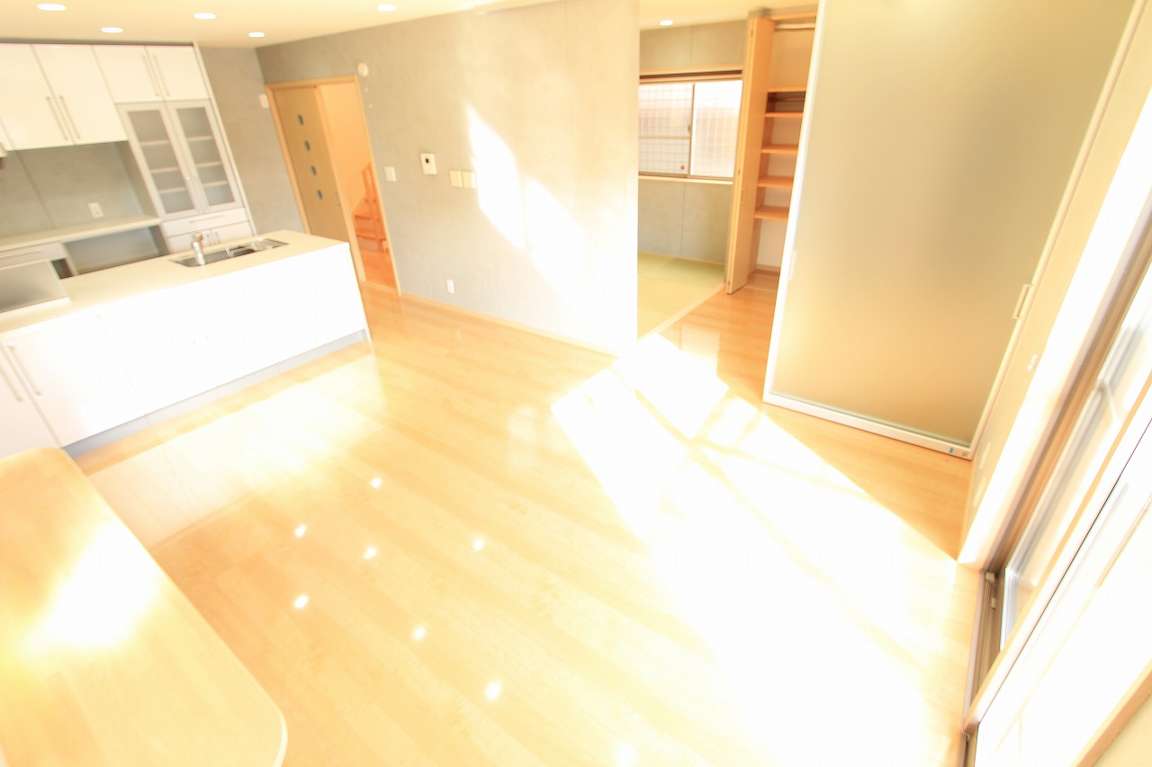 Living and room