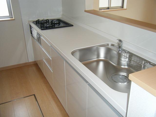 Same specifications photo (kitchen)