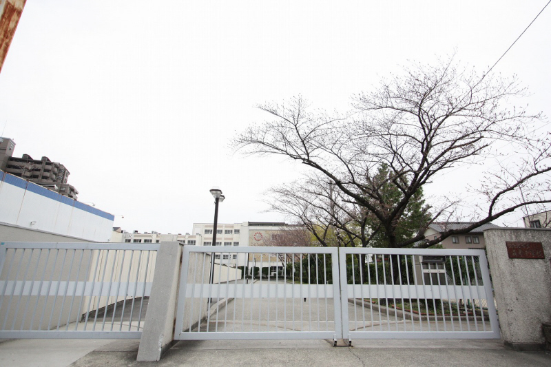 Junior high school. MoriTakashi 710m until junior high school (junior high school)