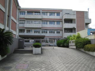 Primary school. Maeyama up to elementary school (elementary school) 210m