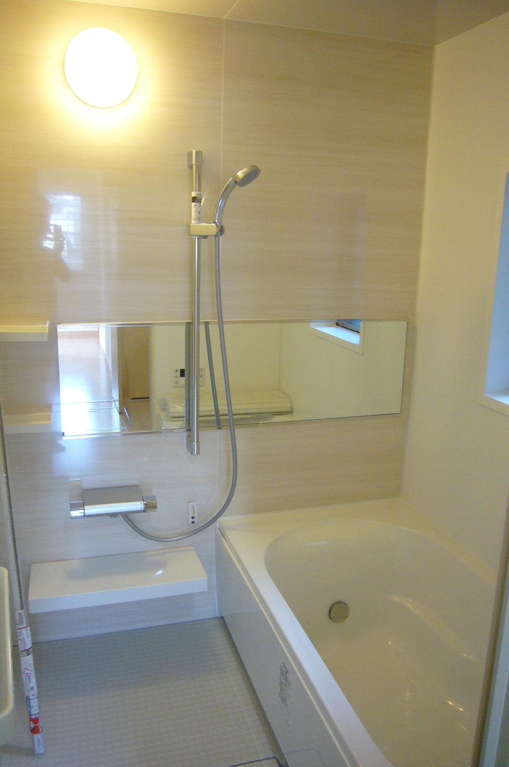 Same specifications photo (bathroom). STYLE S Series reference bathroom photo