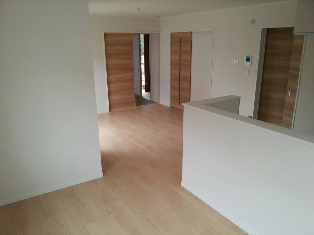 Living. 16.12 Pledge spacious LDK!